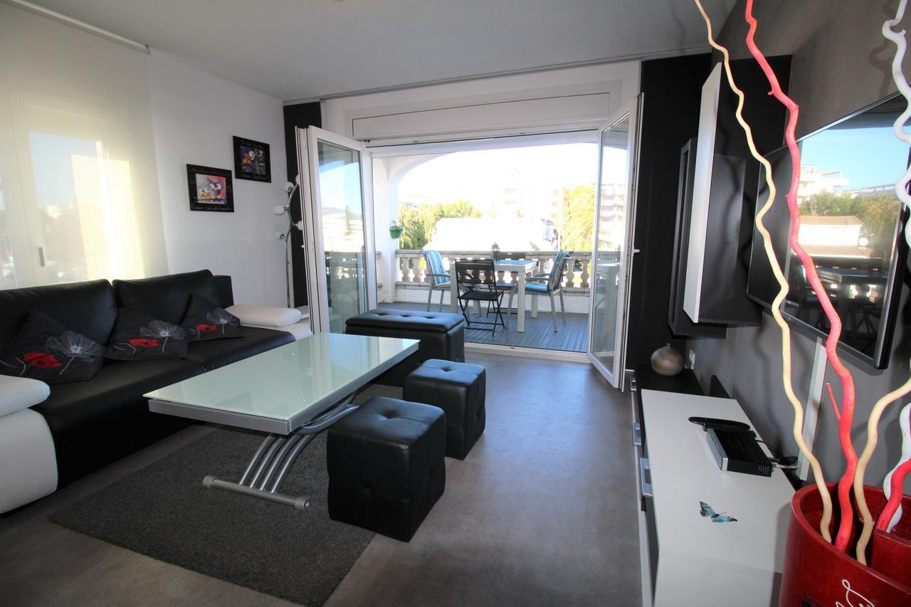 Fonda 24 Appartement Roses Buitenkant foto